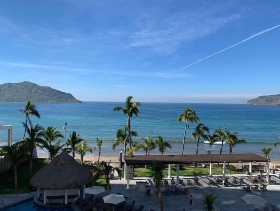 Camino Al Mar "Departamento En Playa" Apartment Mazatlan Exterior photo